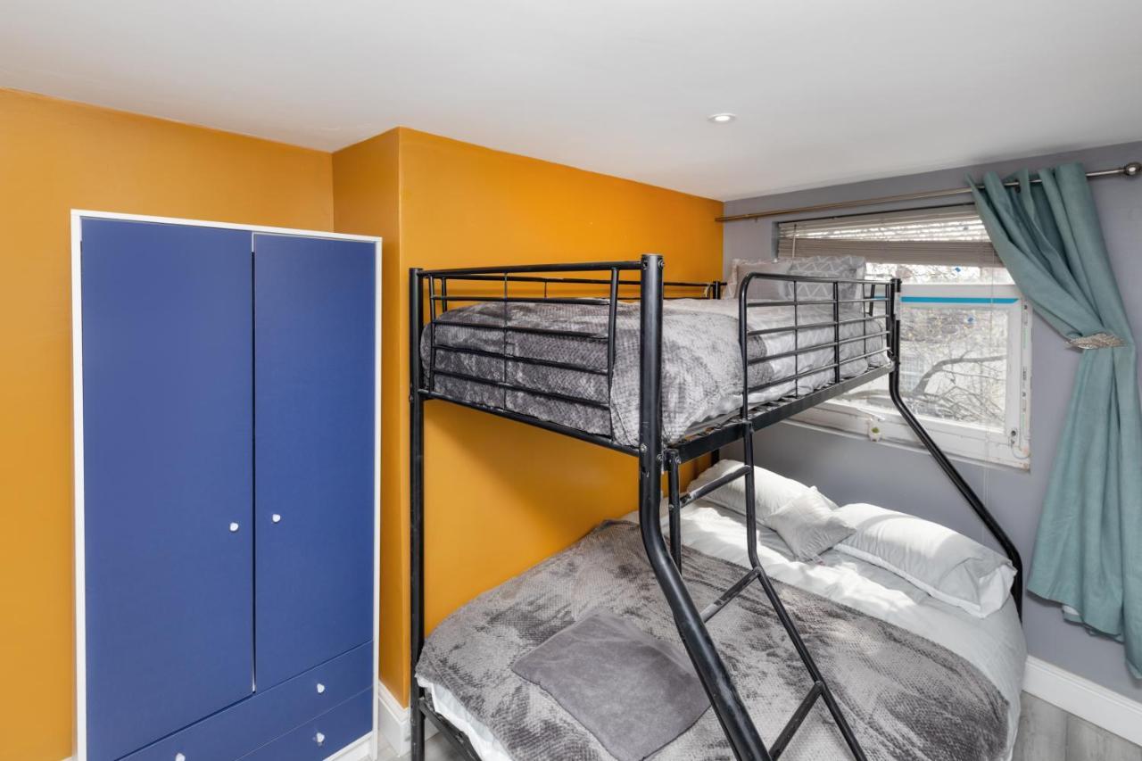 Stockton Town Centre Studio Apartments Free Parking And Wi-Fi Zewnętrze zdjęcie